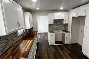 17012 Stockbridge Ave, Loveland, OH 44128 - Photo 4