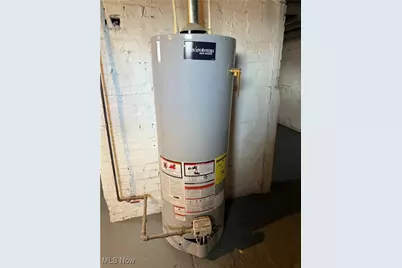 214 W 7th Street, Uhrichsville, OH 44683 - Photo 20