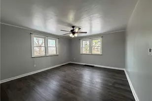 782 Hill St, Coshocton, OH 43812 - Photo 12