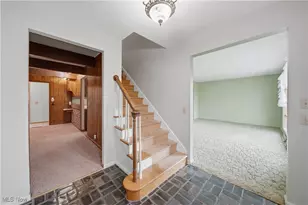 2538 Ironstone St NE, Canton, OH 44705 - Photo 2