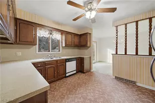 2538 Ironstone St NE, Canton, OH 44705 - Photo 8