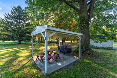 35221 Chestnut Ridge Road, North Ridgeville, OH 44039 - Photo 16