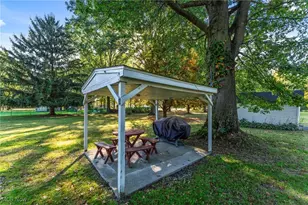 35221 Chestnut Ridge Rd, North Ridgeville, OH 44039 - Photo 16