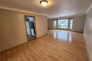 2413 Elmdale Rd, University Heights, OH 44118 - Photo 4