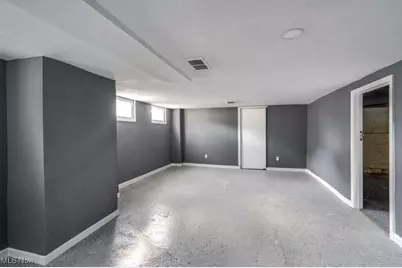 10218 Joan Avenue, Loveland, OH 44111 - Photo 18