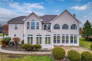 7441 Scioto Ct, Solon, OH 44139 - Photo 2