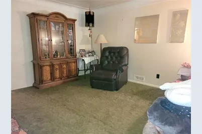 4388 Adrian, South Euclid, OH 44214 - Photo 6