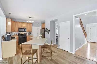 38698 Country Meadow Way, North Ridgeville, OH 44039 - Photo 12