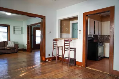 48 20th Street SW, Barberton, OH 44203 - Photo 2