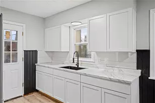 2511 Ogden Ave, Akron, OH 44312 - Photo 8