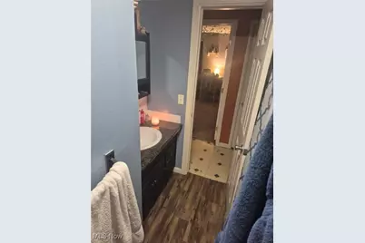 699 Irving Park Boulevard, Sheffield Lake, OH 44054 - Photo 10