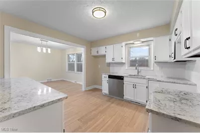 640 Matawan Avenue, Campbell, OH 44405 - Photo 2