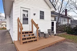 1706 40th St NW, Canton, OH 44709 - Photo 6