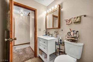 2208 Willowrow Ave NE, Canton, OH 44705 - Photo 18