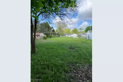 805 Utica Avenue, Akron, OH 44312 - Photo 4