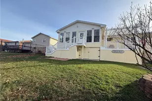 156 Mayfair St, Weirton, WV 26062 - Photo 46