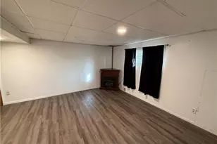 156 Mayfair St, Weirton, WV 26062 - Photo 36