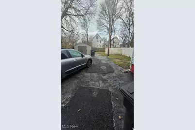 10704 Woodland Avenue, Loveland, OH 44104 - Photo 20