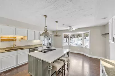 10242 Pinecrest Road, Concord, OH 44077 - Photo 18