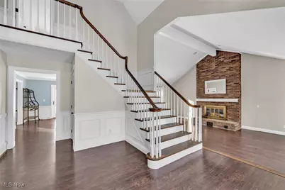 10242 Pinecrest Road, Concord, OH 44077 - Photo 8