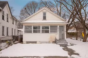 6210 Pear Ave, Loveland, OH 44102 - Photo 2