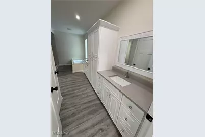 574 & 573 Thrush Drive, Roaming Shores, OH 44084 - Photo 16