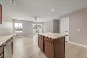 373 Pebble Creek Ct, Amherst, OH 44001 - Photo 18