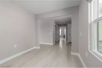 373 Pebble Creek Court, Amherst, OH 44001 - Photo 8