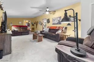 131 Birchbark Dr, Elyria, OH 44035 - Photo 6