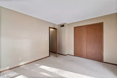 1324 Trares Road, Mogadore, OH 44260 - Photo 14