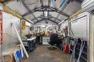 607 W Vine St, Martins Ferry, OH 43935 - Photo 30