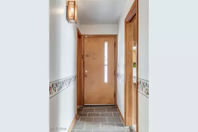 3260 Aldon Lane, Norton, OH 44203 - Photo 8