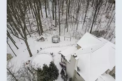 630 Woodhaven Drive, Cuyahoga Falls, OH 44223 - Photo 40