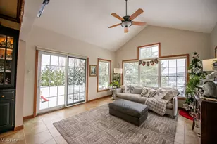 1313 Fairway Dr NE, New Philadelphia, OH 44663 - Photo 24