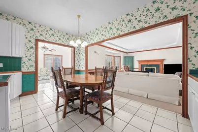 856 Birchwood Drive, Alliance, OH 44601 - Photo 12