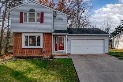 1831 Woodbine Circle, Massillon, OH 44646 - Photo 2