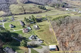 7481 State Route 800 SE, Uhrichsville, OH 44683 - Photo 2