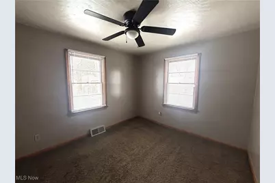 1633 Everett Avenue, Youngstown, OH 44514 - Photo 6