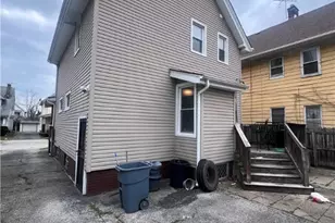 1261 E 134th St, East Cleveland, OH 44112 - Photo 4