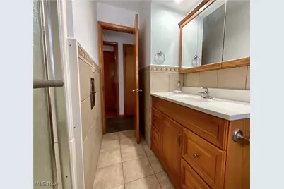 1068 Wyley Avenue, Akron, OH 44306 - Photo 6