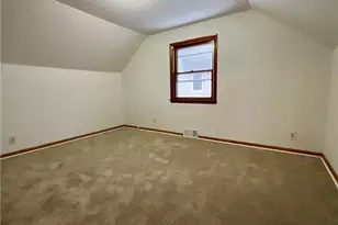 1068 Wyley Ave, Akron, OH 44306 - Photo 10