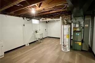 1068 Wyley Ave, Akron, OH 44306 - Photo 16