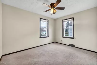 2026 39th Street NW, Canton, OH 44709 - Photo 16