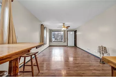 2026 39th Street NW, Canton, OH 44709 - Photo 4