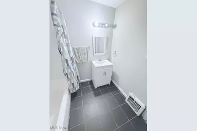 3410 Hancock Avenue, Loveland, OH 44113 - Photo 32