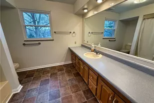 16899 Ridgeview Dr, East Liverpool, OH 43920 - Photo 22