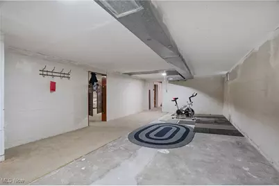 1123 Courtleigh Drive, Akron, OH 44313 - Photo 40