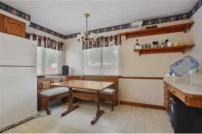 1123 Courtleigh Drive, Akron, OH 44313 - Photo 24