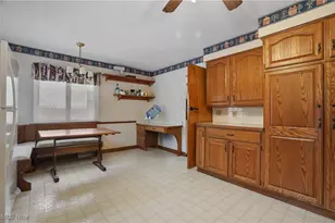 1123 Courtleigh Dr, Akron, OH 44313 - Photo 22