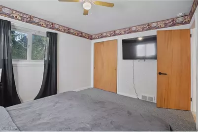 1123 Courtleigh Drive, Akron, OH 44313 - Photo 32